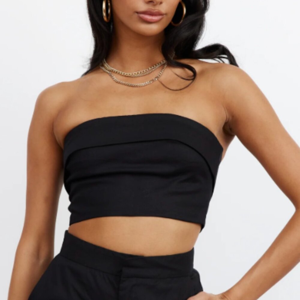 Hello Molly First Move Crop- Black